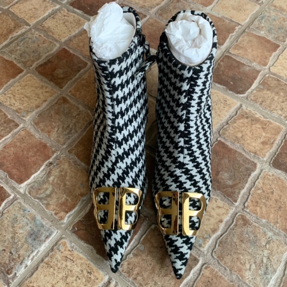Authentic Balenciaga BB Ankle Boots - Picture 2 of 15